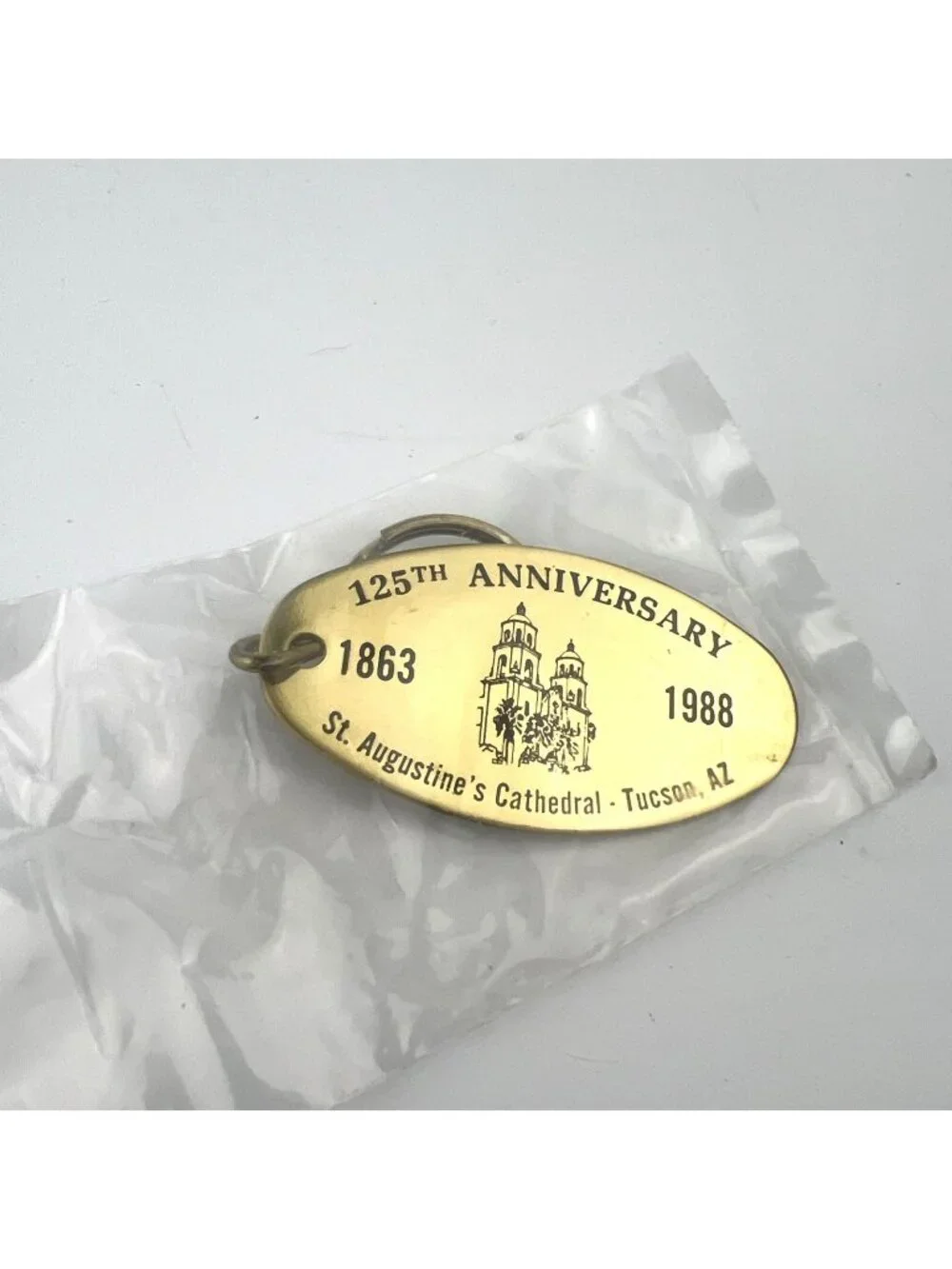 1988 San Augustines Cathedral Tuscon AZ Brass Keyring Keychain 125th Anniversary